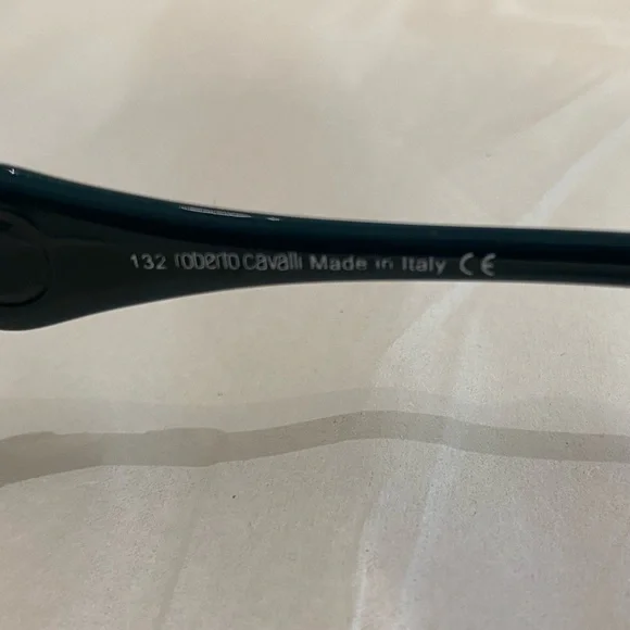 Roberto Cavalli sunglasses 🕶 - Picture 7 of 8